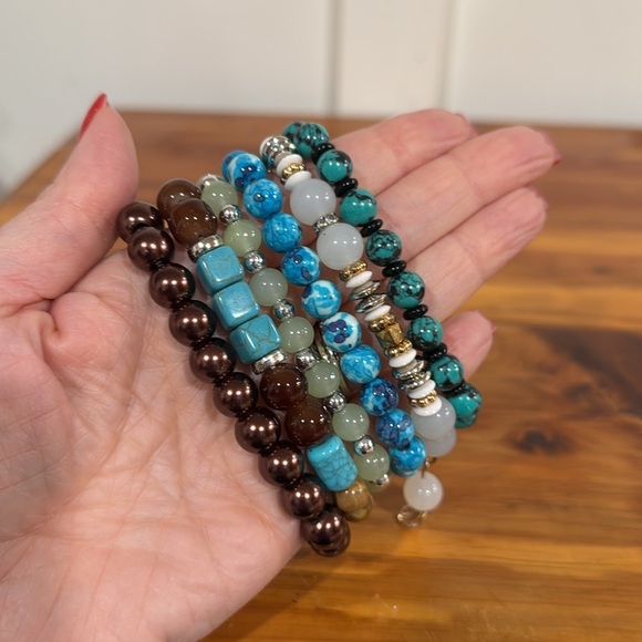 NWT Canyon Sky Set of 5 Southwest Aztec Turquoise Beaded Bracelets - Picture 5 of 5